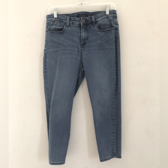 ❤️ Talbots Simply Flattering Denim Crops - Picture 1 of 8